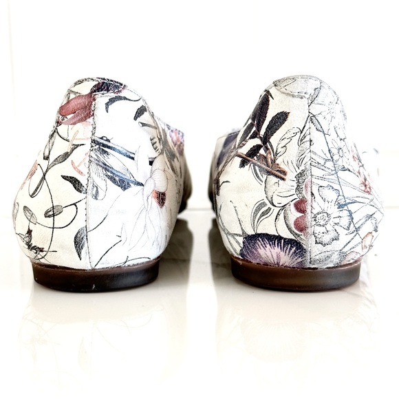Me Too Aimee Leather Floral Ballet Flat 8.5 Botanical - Picture 4 of 10